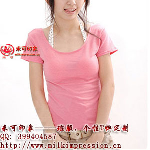 U��Ů�ɫ��Ʒ��T��